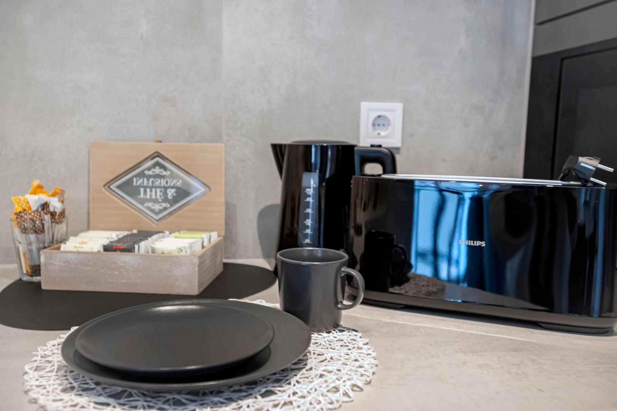 Hostel Dos Estaciones - Free Towels, Coffee & Tea, Remote Check-In Alicante Esterno foto