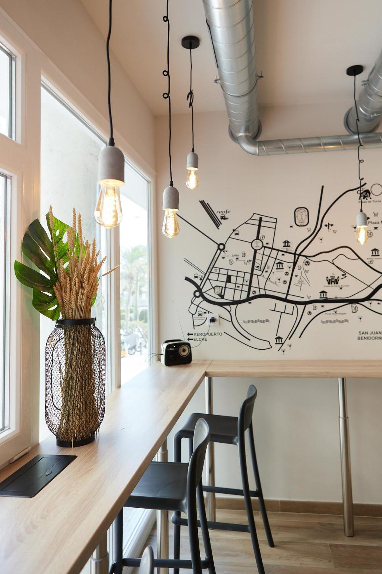 Hostel Dos Estaciones - Free Towels, Coffee & Tea, Remote Check-In Alicante Esterno foto