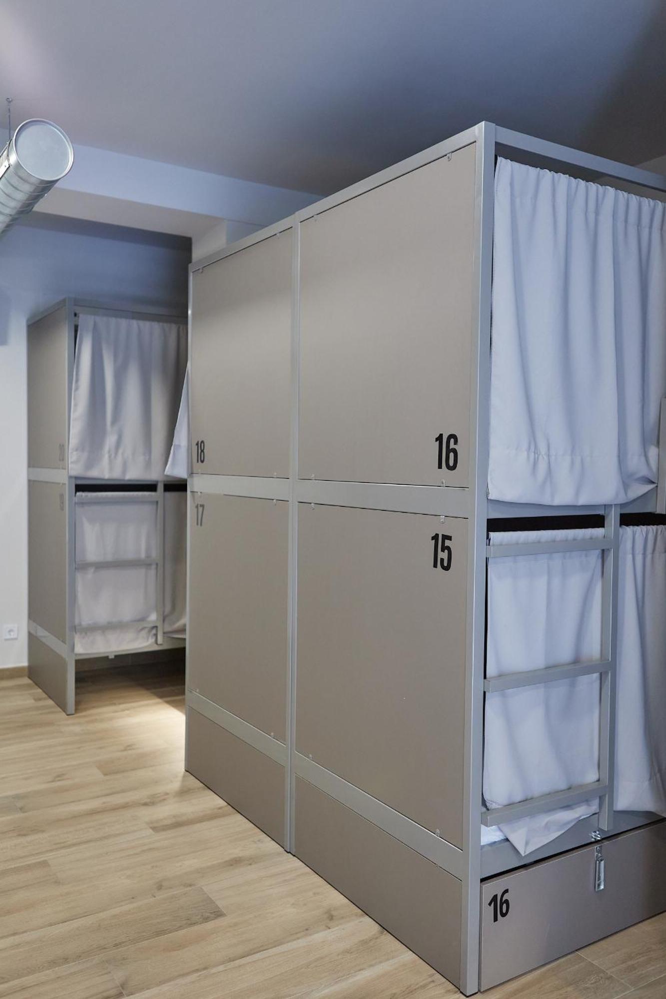 Hostel Dos Estaciones - Free Towels, Coffee & Tea, Remote Check-In Alicante Esterno foto