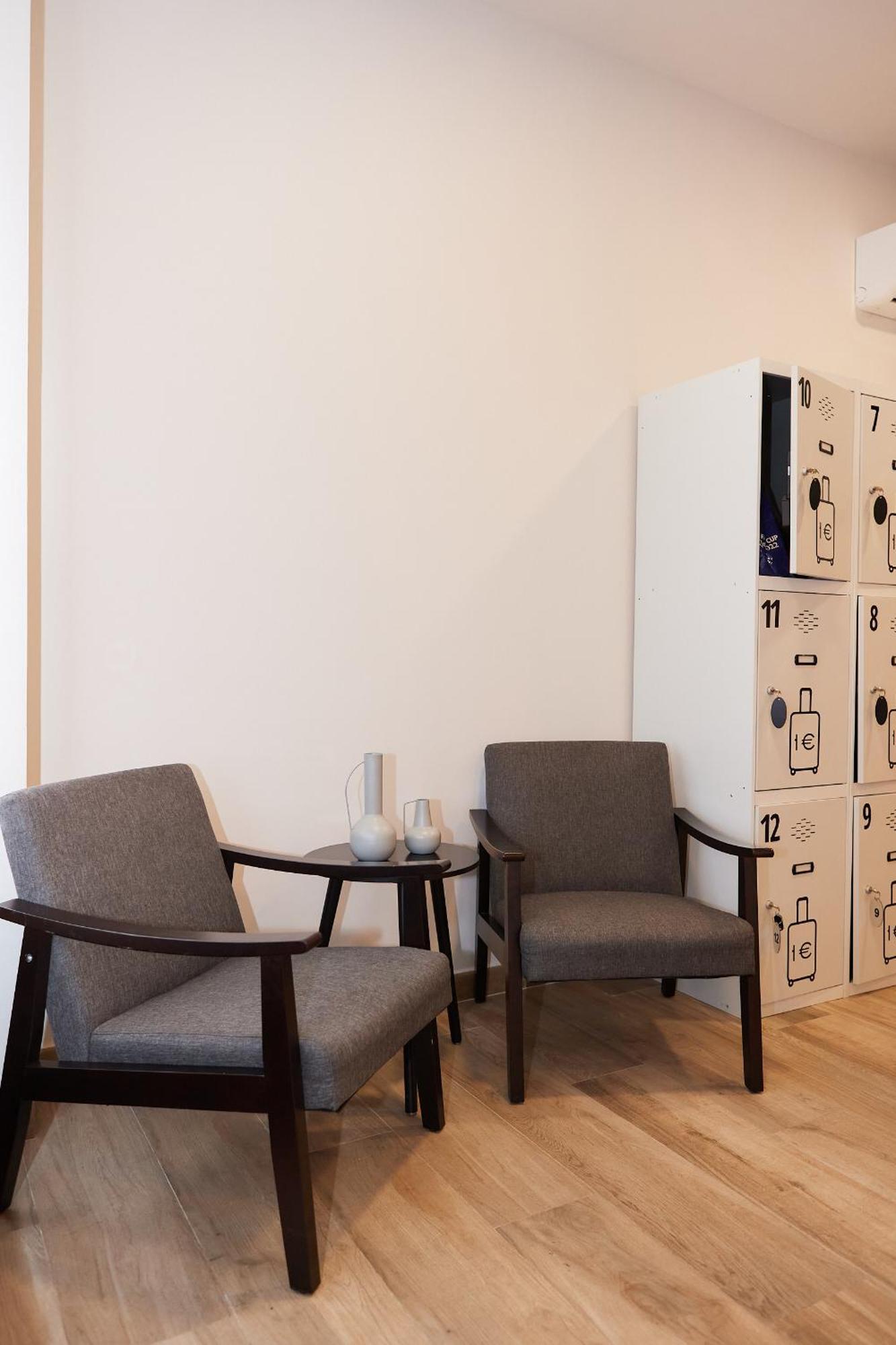 Hostel Dos Estaciones - Free Towels, Coffee & Tea, Remote Check-In Alicante Esterno foto